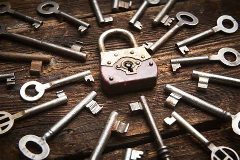 Locksmith | 8 Types of Keys 8 Types of Keys | Locksmith near me