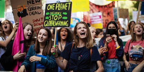 40 Photos from Friday's Global Climate Strike Led By Greta Thunberg