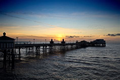 Blackpool North Pier Sunset | Blackpool, Sunset photos, Beautiful beaches