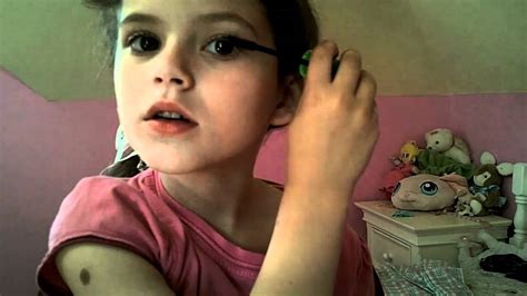 Applying Mascara with Emma MakeUp Tutorial for Kids - YouTube