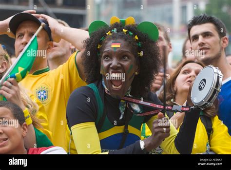 Brazil football fans female hi-res stock photography and images - Alamy