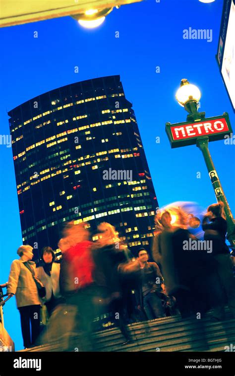 Tour montparnasse dusk hi-res stock photography and images - Alamy