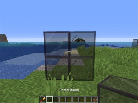 How to use tinted glass in Minecraft