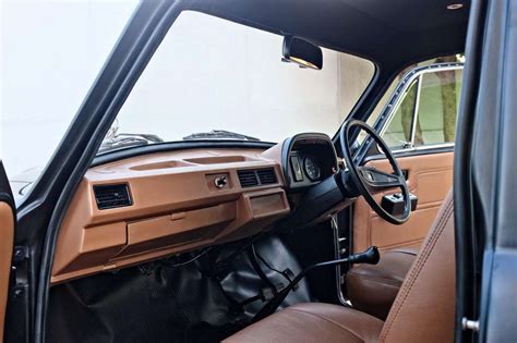 Hindustan Ambassador Interior