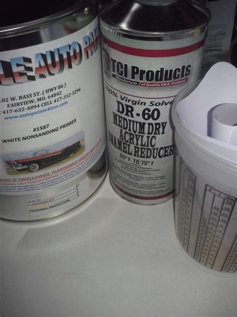 White Automotive Sealer Primer | Paint Sealer - Gallon Kit