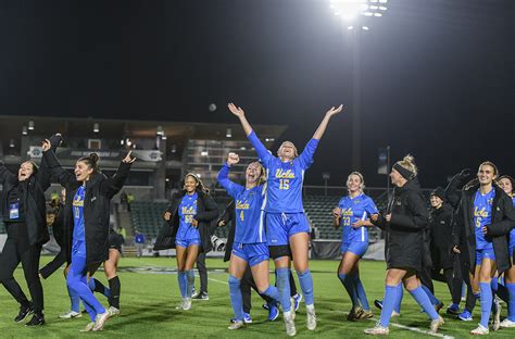 UCLA women’s soccer knocks out Alabama 3-0 to advance to championship ...