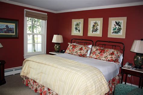 The Dorset Inn, Dorset, Vermont - Travel Like a Local: Vermont