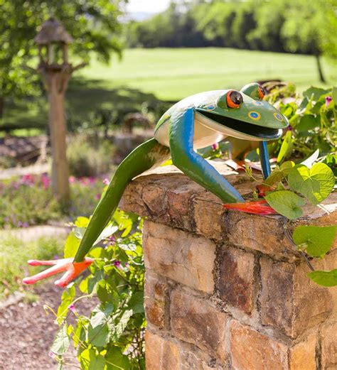 Large Colorful Handcrafted Metal Climbing Frog Garden Sculpture | Wind ...