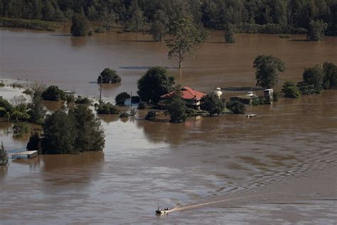 Australia steps up flood relief efforts as Sydney braces for heavy rains