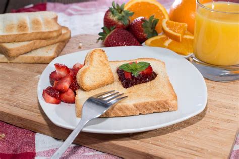 Fresh Toast with Jam (breakfast) Stock Image - Image of jelly, bread: 33816983