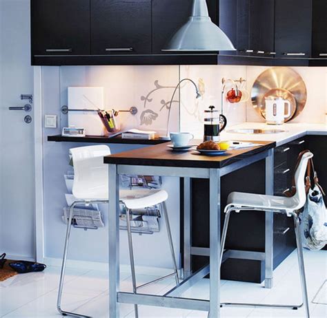 20 Minimalist Modern Kitchen Tables for Small Spaces