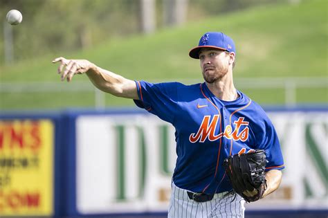 Mets' Jacob deGrom plotting course for another Cy Young award