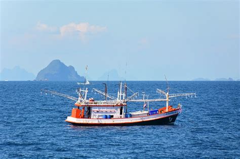 What Vietnam can learn from Thailand’s fight against illegal fishing ...