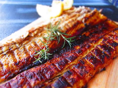 Buttery apricot jam snoek: Dad's favourite seafood braai recipe