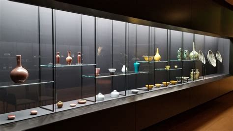 museum display case design | Museum display cases, Glass cabinets display, Museum displays