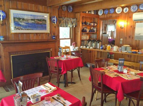 Kennebunk Kennebunkport Dining Guide - Kennebunk Beach Maine (Seaside Inn)