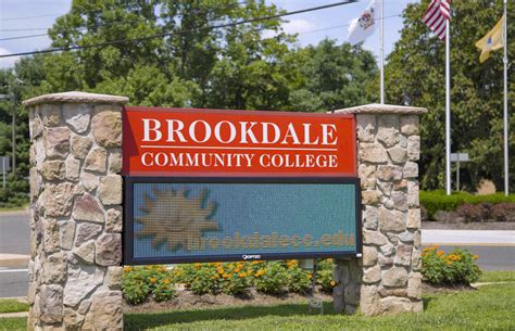 Brookdale Will Freeze Tuition - Brookdale Community College