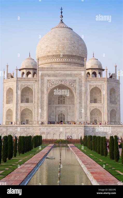 The Taj Mahal, UNESCO World Heritage Site, Agra, Uttar Pradesh, India, Asia Stock Photo - Alamy