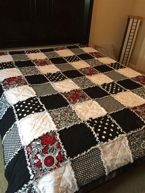 Full size black and white rag quilt 10 inch squares | Rag quilt ...