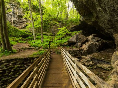 Iowa: Maquoketa Caves State Park in 2020 | Maquoketa caves, State parks ...