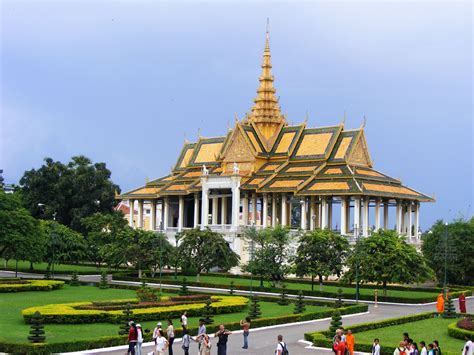 World Beautifull Places: Phnom Penh Palace