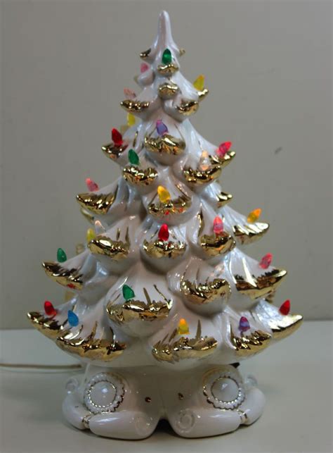 Vintage 1980's Ceramic Atlantic Mold 16" Tall White Christmas Tree w ...