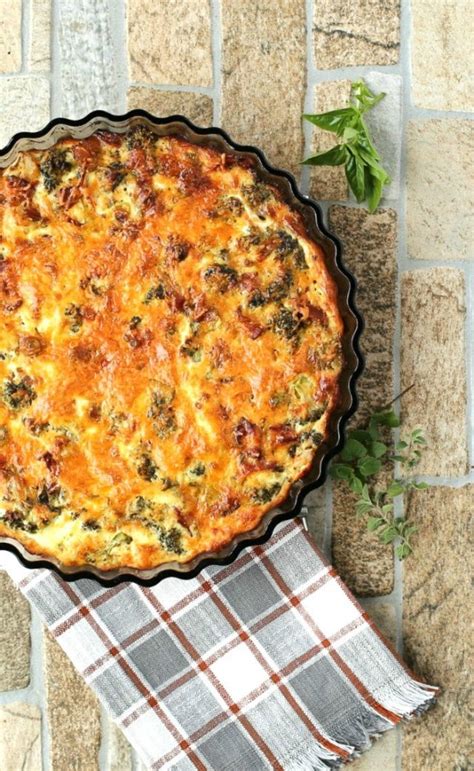 Easy Crustless Bacon Quiche - Broccoli Cheddar Quiche Recipe