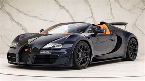 2015 Bugatti Veyron Grand Sport Vitesse - Black & Blue Exposed Carbon Fibre - Walkaround ...