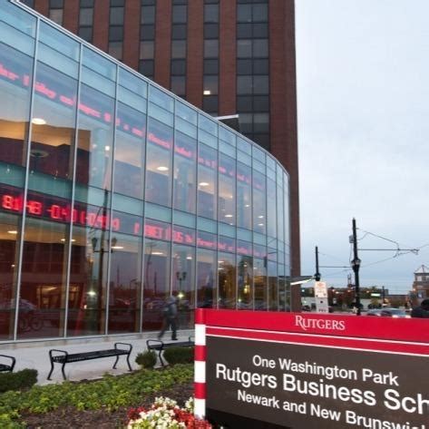 Rutgers Business School-Newark Finish Line - Rutgers Giving Day 2021