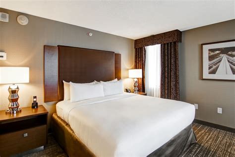 DoubleTree by Hilton Hotel West Edmonton Edmonton, Alberta, CA - Reservations.com