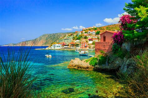 14 Best Greek Islands and How to Choose Which One to Visit