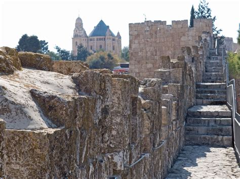 25 Famous landmarks in Israel – travel drafts