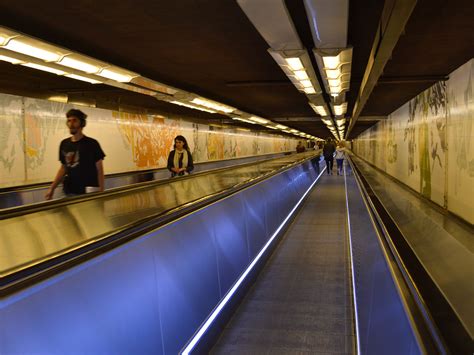 Paris metro | Francisco Anzola | Flickr