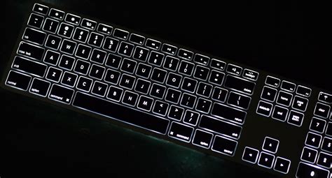 Wireless Aluminum Keyboard with Backlight by Matias : ErgoCanada - Detailed Specification Page