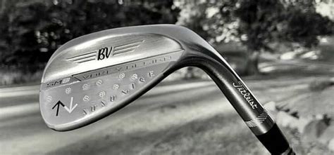 Pitching wedge vs. sand wedge : What is the main difference