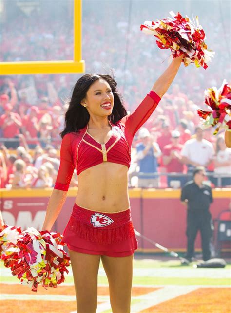 Kansas City Chiefs Cheerleaders | Kansas city chiefs cheerleaders ...