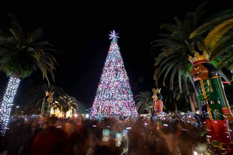 Festivity Meets Sustainability at Lake Eola Park - OUConnect