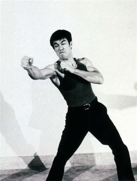 Mastering the Straight Punch in Jeet Kune Do