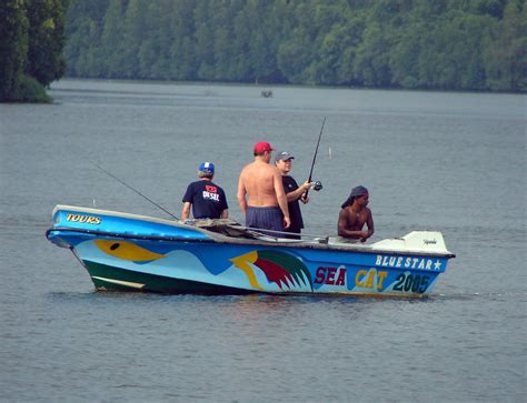 Fishing in Bentota River- Sri Lanka | #343 - Tourists enjoy … | Flickr