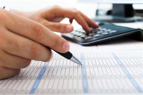 Moving Cost Calculator - Cost to Hire a Moving Company