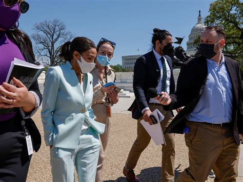 AOC, Democrats relaunch ‘Green New Deal’ before climate summit ...