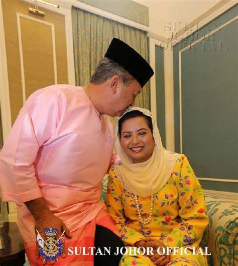 Sultan Johor pays tribute to 'two special women' on Mother's Day | New Straits Times | Malaysia ...