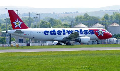 Edinburgh Airport | arrivals and departures | weescotty64 | Flickr