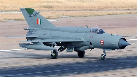 IAF grounds MiG-21 fighter jets amid probe into Rajasthan crash ...