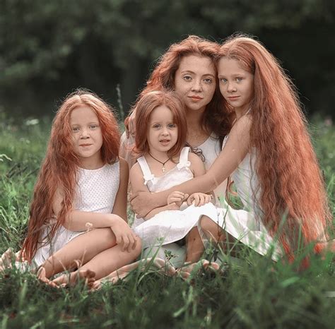 Photographer Captures The Beauty of a Redhead Family | Red hair, Beautiful red hair, Redheads