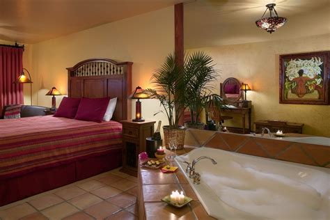 Hotel Rooms and Suites in Avila Beach at The Avila la Fonda Hotel