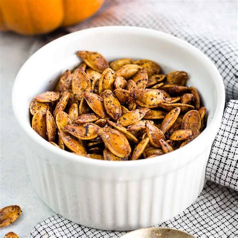 How to Roast Pumpkin Seeds | Recipe | Pumpkin seed recipes, Roast ...