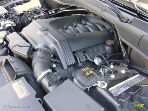 2005 Jaguar XJ XJ8 L 4.2 Liter DOHC 32 Valve V8 Engine Photo #42906401 | GTCarLot.com