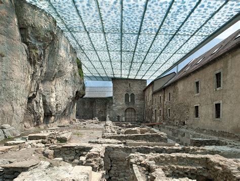 Couverture Des Ruines Archéologiques De L’abbaye De St-Maurice ...