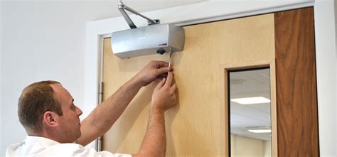 Automatic Door Closer Repair Toronto - Best Automatic Sliding Door Closer Repair